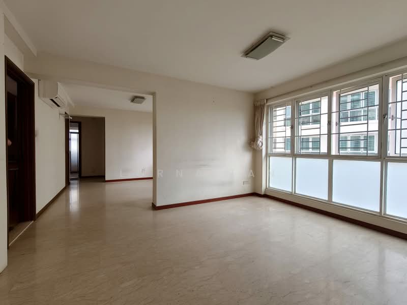 Evergreen Park, 31 Hougang Avenue 7, 3 Bedrooms, 1,173 sqft, Condominium For Sale, by Lorna Tan, 500214236 - Living Room - PropertyGuru.com.sg