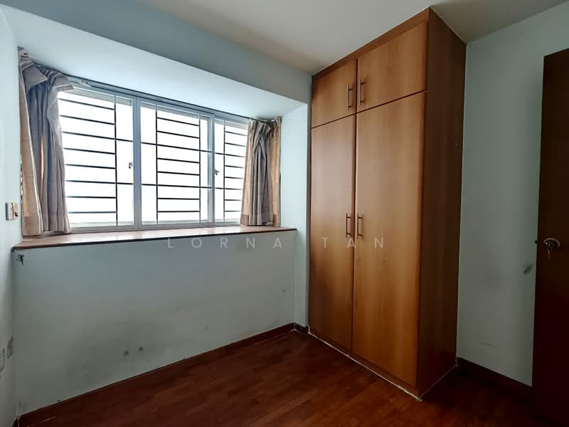 Evergreen Park, 31 Hougang Avenue 7, 3 Bedrooms, 1,173 sqft, Condominium For Sale, by Lorna Tan, 500214236 - Bedroom - PropertyGuru.com.sg