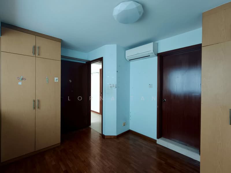 Evergreen Park, 31 Hougang Avenue 7, 3 Bedrooms, 1,173 sqft, Condominium For Sale, by Lorna Tan, 500214236 - Bedroom - PropertyGuru.com.sg