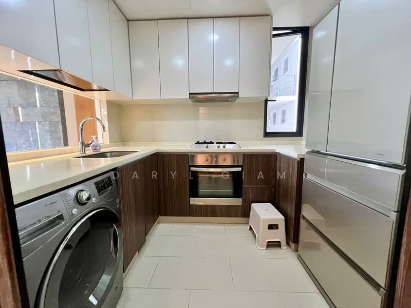 La Fiesta, 58 Sengkang Square, 2 Bedrooms, 840 sqft, Condominium For Rent, by Daryl Giam, 500214239 - Kitchen - PropertyGuru.com.sg
