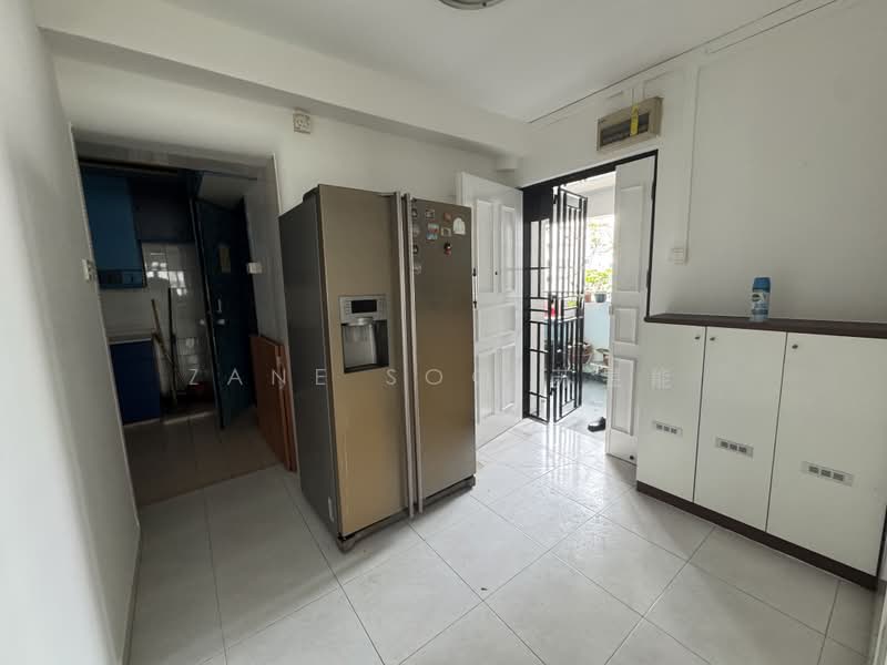 963 Hougang Avenue 9, 963 Hougang Avenue 9, 3 Bedrooms, 1,086 sqft, HDB Flat For Rent, by Zane Soo 苏昱能, 500214251 - Kitchen - PropertyGuru.com.sg