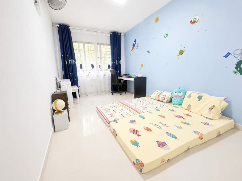 721 Jurong West Avenue 5, 721 Jurong West Avenue 5, 4 Bedrooms, 1,302 sqft, HDB Flat For Sale, by Jessie Tee, 500214258 - Bedroom - PropertyGuru.com.sg