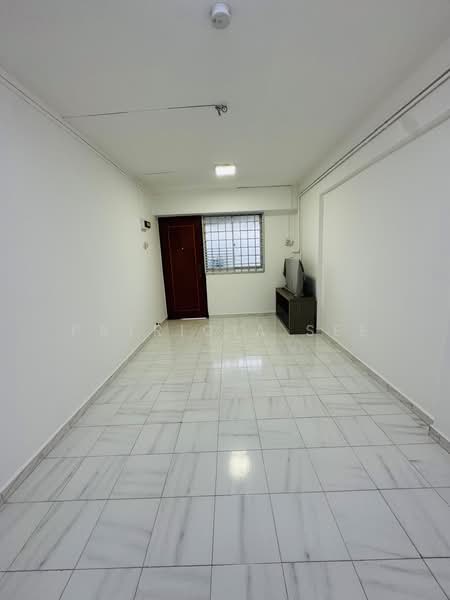 535 Bedok North Street 3, 535 Bedok North Street 3, 1 Bedroom, 484 sqft, HDB Flat For Sale, by Patricia See, 500214263 - Living Room - PropertyGuru.com.sg