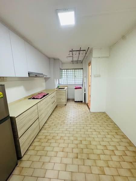 535 Bedok North Street 3, 535 Bedok North Street 3, 1 Bedroom, 484 sqft, HDB Flat For Sale, by Patricia See, 500214263 - Kitchen - PropertyGuru.com.sg