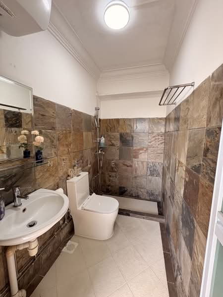 913 Hougang Street 91, 913 Hougang Street 91, Room Rental, 130 sqft, HDB Flat For Rent, by Nellie Law, 500214265 - Bathroom - PropertyGuru.com.sg