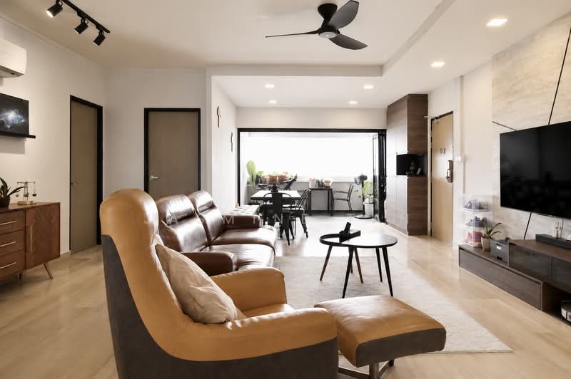 138 Lorong Ah Soo, 138 Lorong Ah Soo, 4 Bedrooms, 1,421 sqft, HDB Flat For Sale, by Jasmine Tan, 500214266 - Living Room - PropertyGuru.com.sg