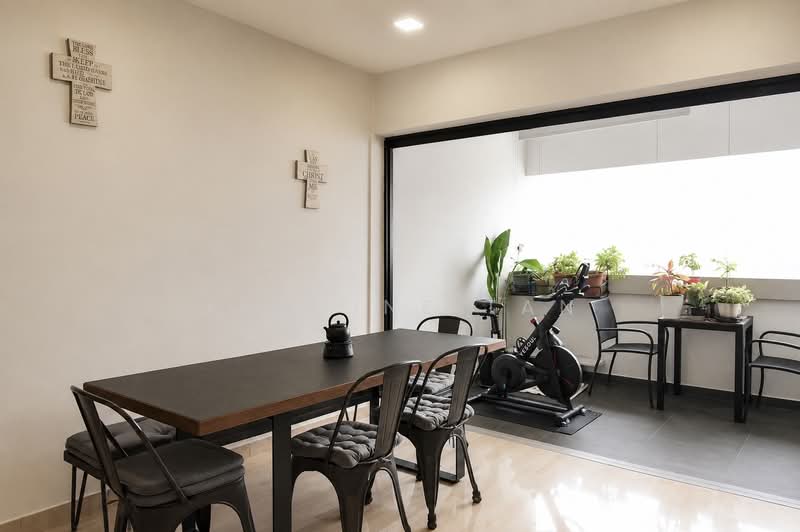 138 Lorong Ah Soo, 138 Lorong Ah Soo, 4 Bedrooms, 1,421 sqft, HDB Flat For Sale, by Jasmine Tan, 500214266 - Dining Room - PropertyGuru.com.sg