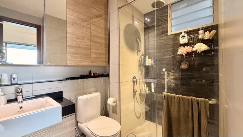 WhiteHaven, 332A Pasir Panjang Road, 2 Bedrooms, 1,055 sqft, Apartment For Sale, by Ching Chia, 500214268 - Bathroom - PropertyGuru.com.sg