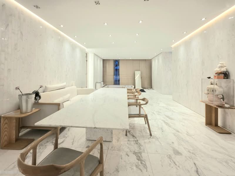 Eng Kong Terrace, Eng Kong Terrace, 5 Bedrooms, 1,986 sqft, Shophouse For Rent, by YAWEN TAY, 500214271 - Living - PropertyGuru.com.sg