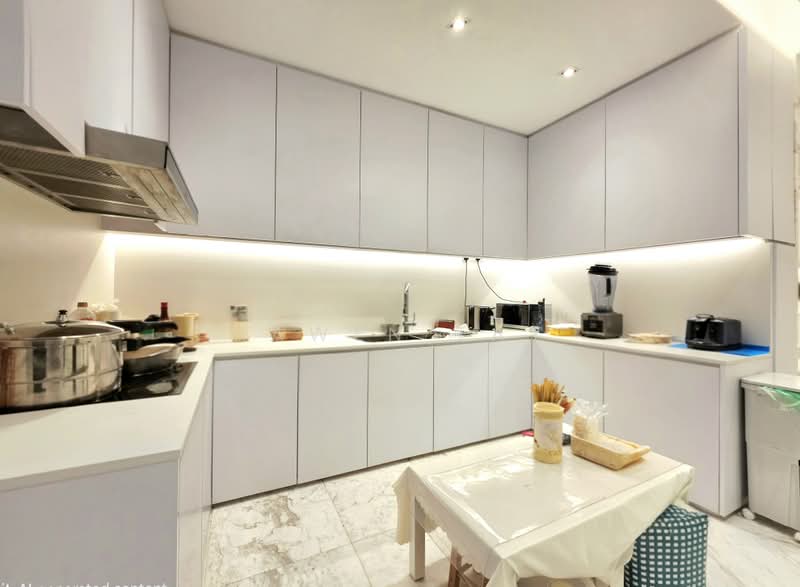Eng Kong Terrace, Eng Kong Terrace, 5 Bedrooms, 1,986 sqft, Shophouse For Rent, by YAWEN TAY, 500214271 - Kitchen - PropertyGuru.com.sg