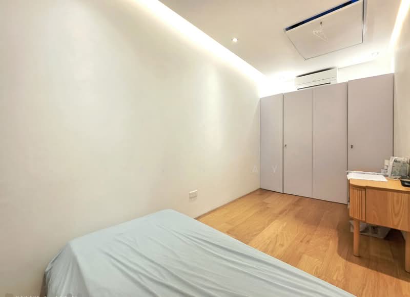 Eng Kong Terrace, Eng Kong Terrace, 5 Bedrooms, 1,986 sqft, Shophouse For Rent, by YAWEN TAY, 500214271 - Bedroom - PropertyGuru.com.sg