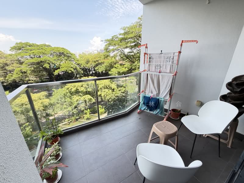 Waterbank at Dakota, 80 Dakota Crescent, 3 Bedrooms, 1,141 sqft, Condominium For Sale, by Eric Lim 林勇合, 500214272 - Balcony - PropertyGuru.com.sg