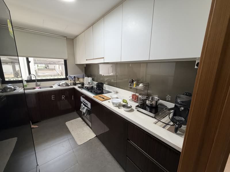 Waterbank at Dakota, 80 Dakota Crescent, 3 Bedrooms, 1,141 sqft, Condominium For Sale, by Eric Lim 林勇合, 500214272 - Kitchen - PropertyGuru.com.sg