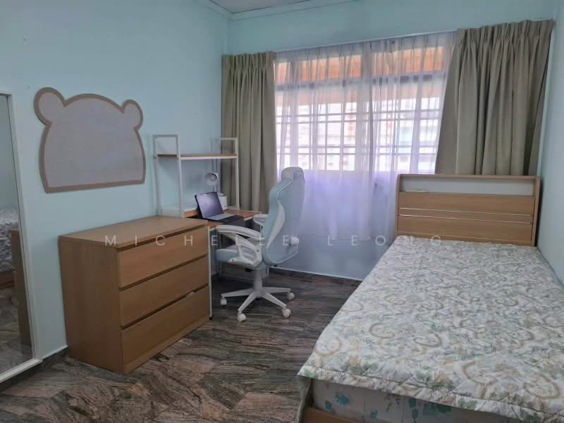 255 Serangoon Central Drive, 255 Serangoon Central Drive, 3 Bedrooms, 1,237 sqft, HDB Flat For Sale, by Michelle Leong, 500214277 - Bedroom - PropertyGuru.com.sg