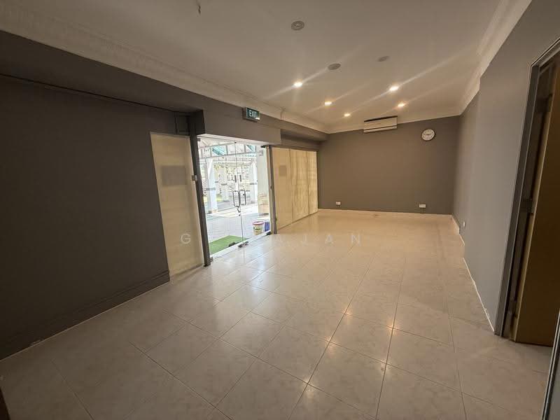 123 Hougang ave 1, Hougang / Punggol / Sengkang, 1,765 sqft, Shop / Shophouse For Rent, by G. Rajan, 500214278 - Entrance - CommercialGuru.com.sg