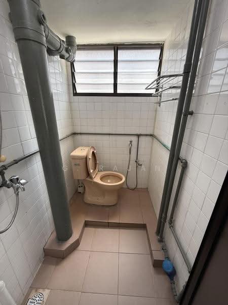 123 Hougang ave 1, Hougang / Punggol / Sengkang, 1,765 sqft, Shop / Shophouse For Rent, by G. Rajan, 500214278 - Bathroom - CommercialGuru.com.sg