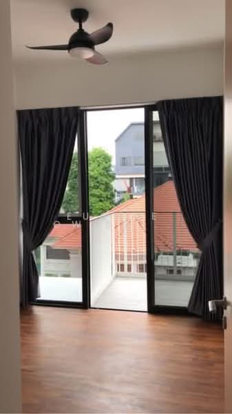 The Verandah Residences, 227 Pasir Panjang Road, 2 Bedrooms, 689 sqft, Condominium For Sale, by Eugene Ow Boon Teck, 500214279 - PropertyGuru.com.sg