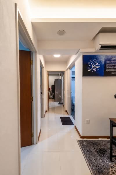140A Corporation Drive, 140A Corporation Drive, 3 Bedrooms, 1,001 sqft, HDB Flat For Sale, by Zahir Shah, 500214289 - Corridor - PropertyGuru.com.sg