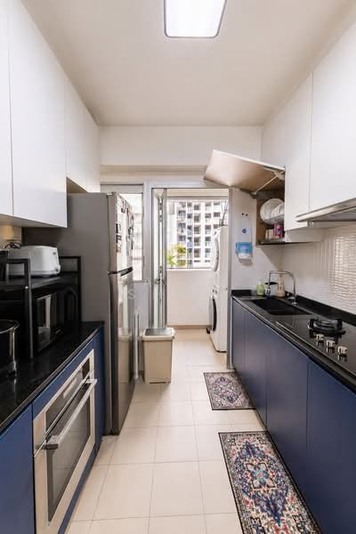 140A Corporation Drive, 140A Corporation Drive, 3 Bedrooms, 1,001 sqft, HDB Flat For Sale, by Zahir Shah, 500214289 - Kitchen - PropertyGuru.com.sg