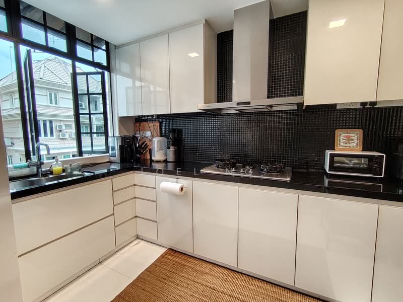 Limau Park, 28 Jalan Limau Bali, 3 Bedrooms, 1,270 sqft, Condominium For Sale, by Joel Ng, 500214292 - Kitchen - PropertyGuru.com.sg