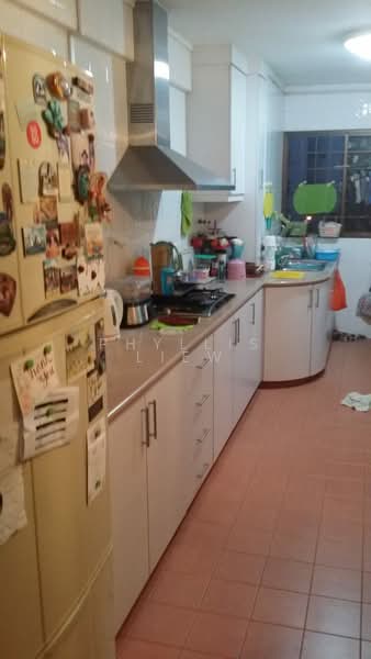 304 Shunfu Road, 304 Shunfu Road, Room Rental, 150 sqft, HDB Flat For Rent, by Phyllis Liew, 500214300 - Kitchen - PropertyGuru.com.sg