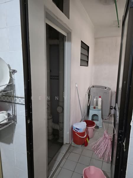 679 Choa Chu Kang Crescent, 679 Choa Chu Kang Crescent, Room Rental, 120 sqft, HDB Flat For Rent, by Kenny Neo, 500214310 - Interior - PropertyGuru.com.sg