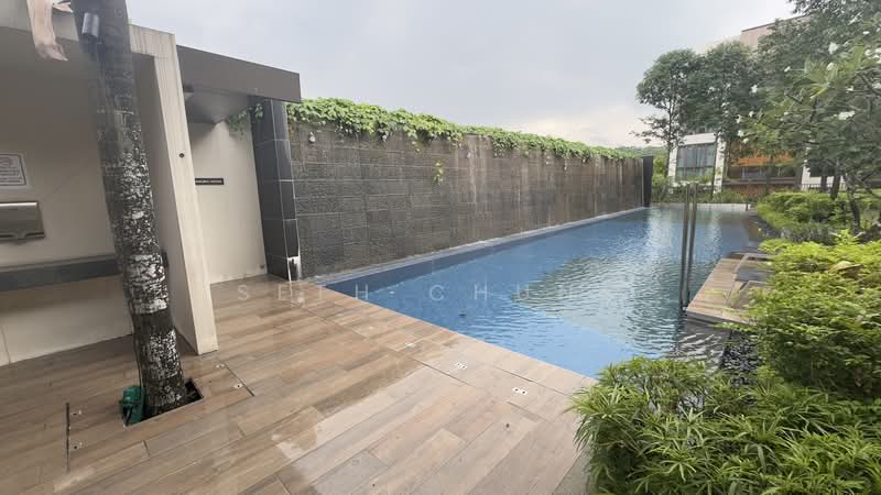 Parksuites, 18 Holland Grove Road, 2 Bedrooms, 786 sqft, Condominium For Sale, by Seth Chung, 500214318 - Exterior - PropertyGuru.com.sg