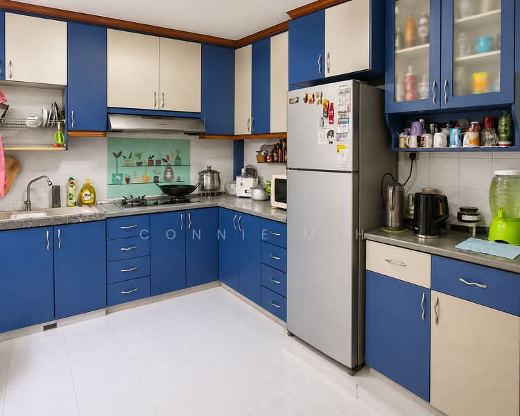 9 Pine Close, 9 Pine Close, 3 Bedrooms, 1,291 sqft, HDB Flat For Sale, by Connie Mah, 500214323 - Kitchen - PropertyGuru.com.sg