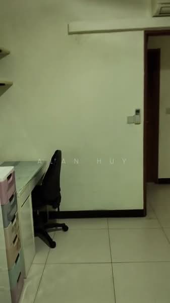 56 Teban Gardens Road, 56 Teban Gardens Road, 3 Bedrooms, 990 sqft, HDB Flat For Rent, by Alan Huy, 500214339 - Study - PropertyGuru.com.sg