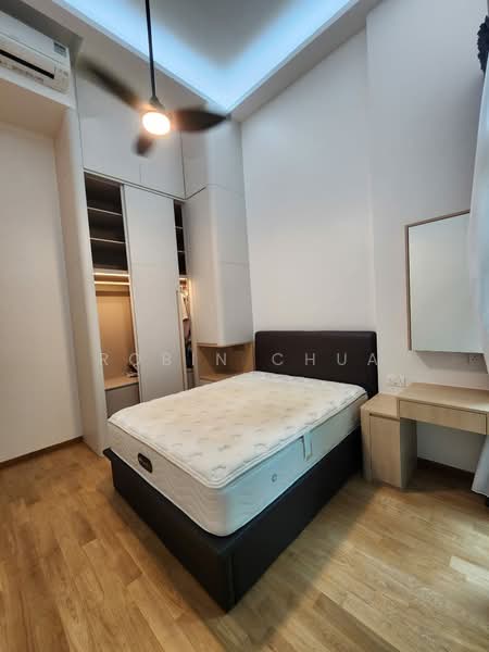 Gambir Ridge (Formerly Bartley Terrace, 16 Gambir Walk, 4 Bedrooms, 1,442 sqft, Condominium For Sale, by Robin Chua, 500214343 - Bedroom - PropertyGuru.com.sg