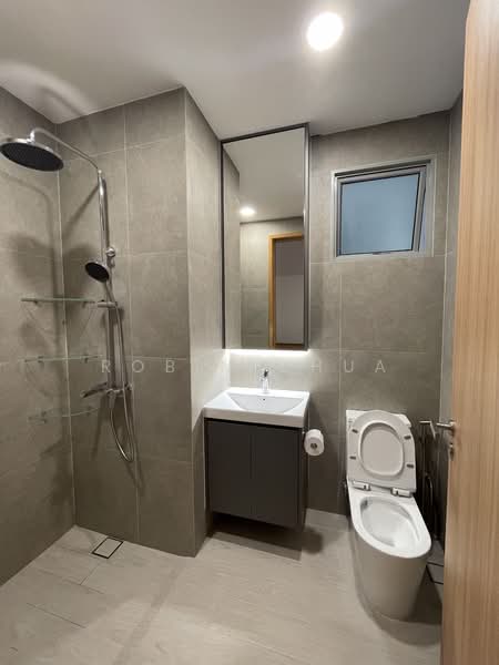 Gambir Ridge (Formerly Bartley Terrace, 16 Gambir Walk, Hougang / Punggol / Sengkang, 4 Bedrooms, 1,442 sqft, Condominium For Sale, by Robin Chua, 500214343 - Bathroom - PropertyGuru.com.sg