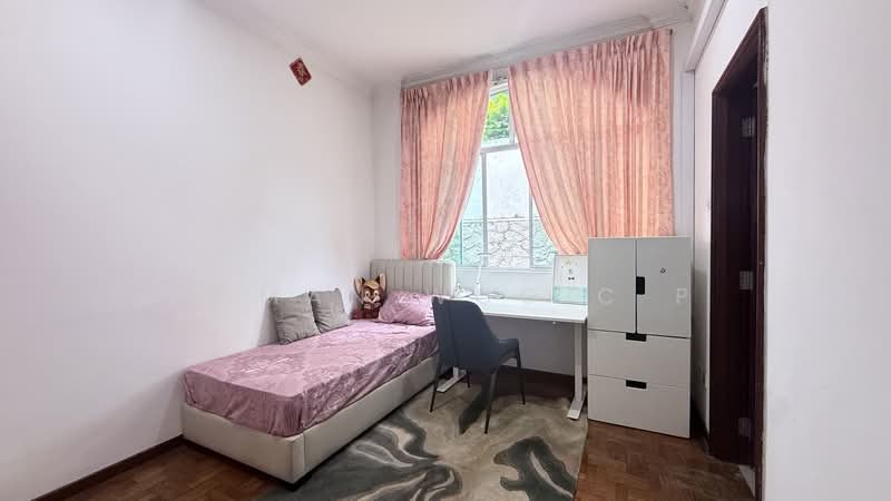 ✨Spacious Ensuite Room ✨| Close to SIM | Immediate Rental, , Studio, 150 sqft, Semi-Detached House For Rent, by Roman Woo C P, 500214358 - Bedroom - PropertyGuru.com.sg