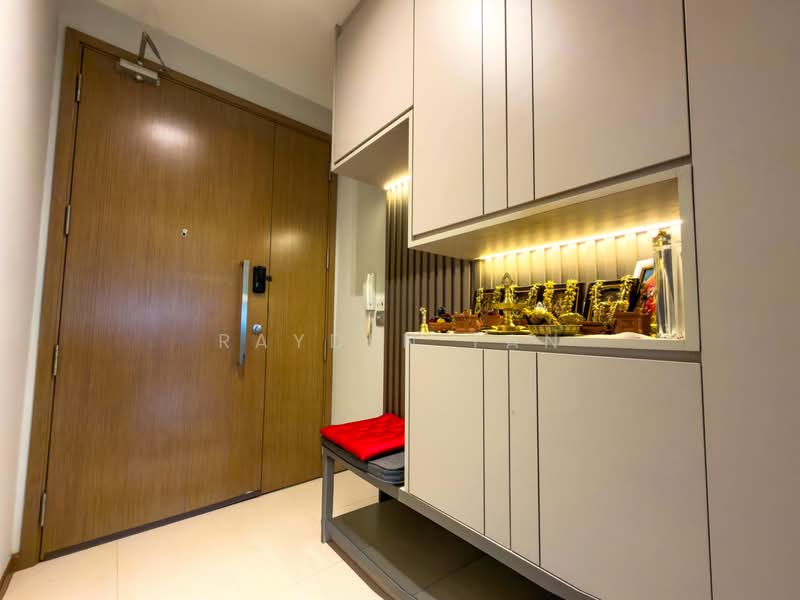 Kingsford Waterbay, 80 Upper Serangoon View, 2 Bedrooms, 689 sqft, Condominium For Sale, by Rayden Tan, 500214360 - Entrance - PropertyGuru.com.sg