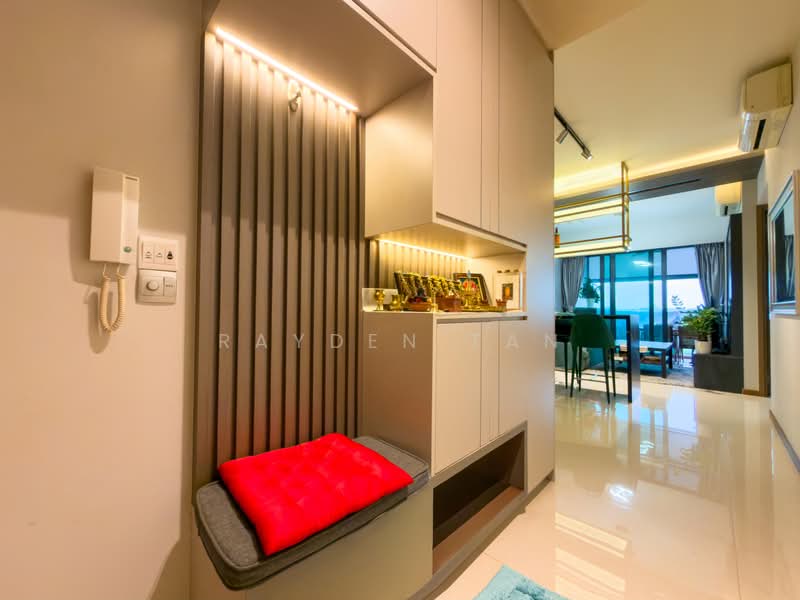 Kingsford Waterbay, 80 Upper Serangoon View, 2 Bedrooms, 689 sqft, Condominium For Sale, by Rayden Tan, 500214360 - Entrance - PropertyGuru.com.sg