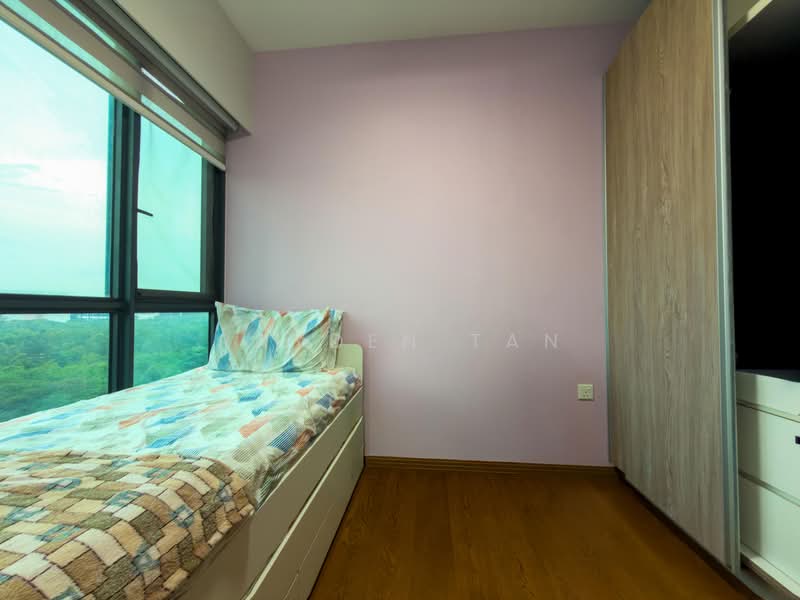Kingsford Waterbay, 80 Upper Serangoon View, 2 Bedrooms, 689 sqft, Condominium For Sale, by Rayden Tan, 500214360 - Bedroom - PropertyGuru.com.sg