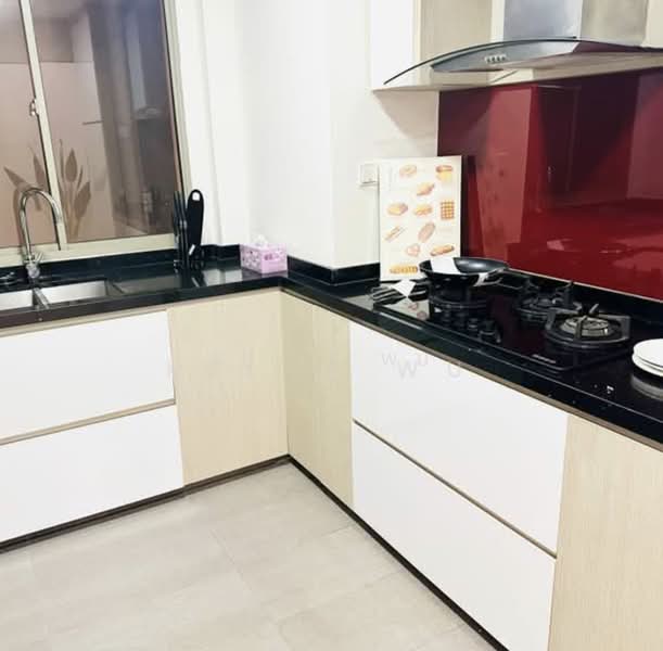 Parc Vista, 450 Corporation Road, 3 Bedrooms, 1,249 sqft, Condominium For Sale, by Kelly Wu, 500214367 - Kitchen - PropertyGuru.com.sg