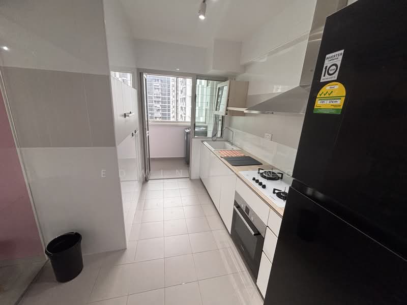 217B Compassvale Drive, 217B Compassvale Drive, Room Rental, 250 sqft, HDB Flat For Rent, by Edwin Kheng, 500214374 - Kitchen - PropertyGuru.com.sg