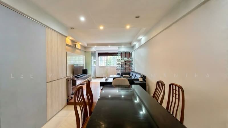341 Jurong East Avenue 1, 341 Jurong East Avenue 1, 3 Bedrooms, 1,119 sqft, HDB Flat For Sale, by Lee Wen Wei Samantha, 500214376 - Living Room - PropertyGuru.com.sg