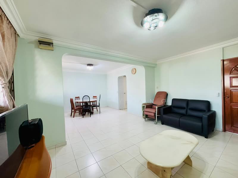 913 Jurong West Street 91, 913 Jurong West Street 91, 3 Bedrooms, 1,119 sqft, HDB Flat For Sale, by Sherry Ang, 500214381 - Living Room - PropertyGuru.com.sg