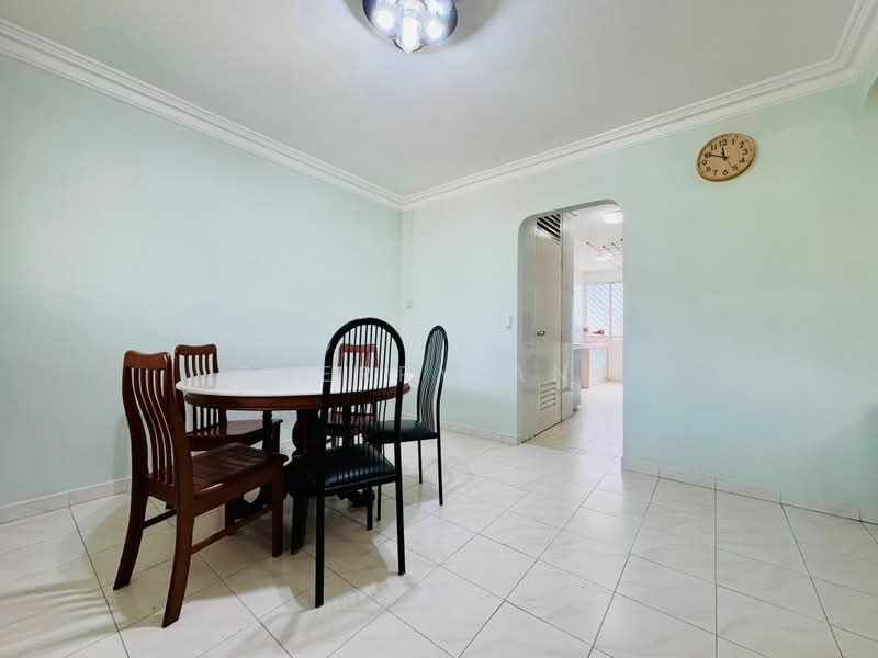913 Jurong West Street 91, 913 Jurong West Street 91, 3 Bedrooms, 1,119 sqft, HDB Flat For Sale, by Sherry Ang, 500214381 - Dining Room - PropertyGuru.com.sg
