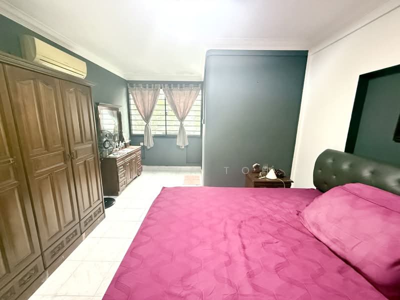 921 Jurong West Street 92, 921 Jurong West Street 92, 3 Bedrooms, 1,313 sqft, HDB Flat For Sale, by Fiona Toh, 500214386 - Bedroom - PropertyGuru.com.sg