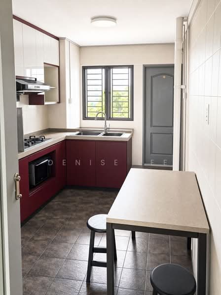 26 Teck Whye Lane, 26 Teck Whye Lane, 2 Bedrooms, 860 sqft, HDB Flat For Rent, by Denise Lee, 500214387 - Kitchen - PropertyGuru.com.sg