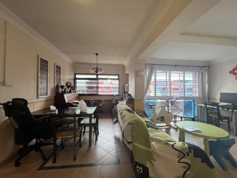 720 Tampines Street 72, 720 Tampines Street 72, 3 Bedrooms, 1,292 sqft, HDB Flat For Rent, by Ziglar Oh, 500214395 - Living Room - PropertyGuru.com.sg