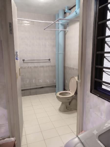 468 Segar Road, 468 Segar Road, Dairy Farm / Bukit Panjang / Choa Chu Kang, 3 Bedrooms, 1,183 sqft, HDB Flat For Sale, by Jenny Lim, 500214396 - Bathroom - PropertyGuru.com.sg