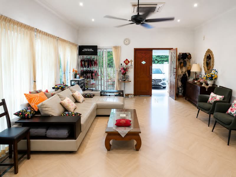 3-Storey Semi-D on Limau Garden / Kew Estate, Limau Garden, 5 Bedrooms, 3,500 sqft, Semi-Detached House For Sale, by Jared Tan, 500214401 - PropertyGuru.com.sg