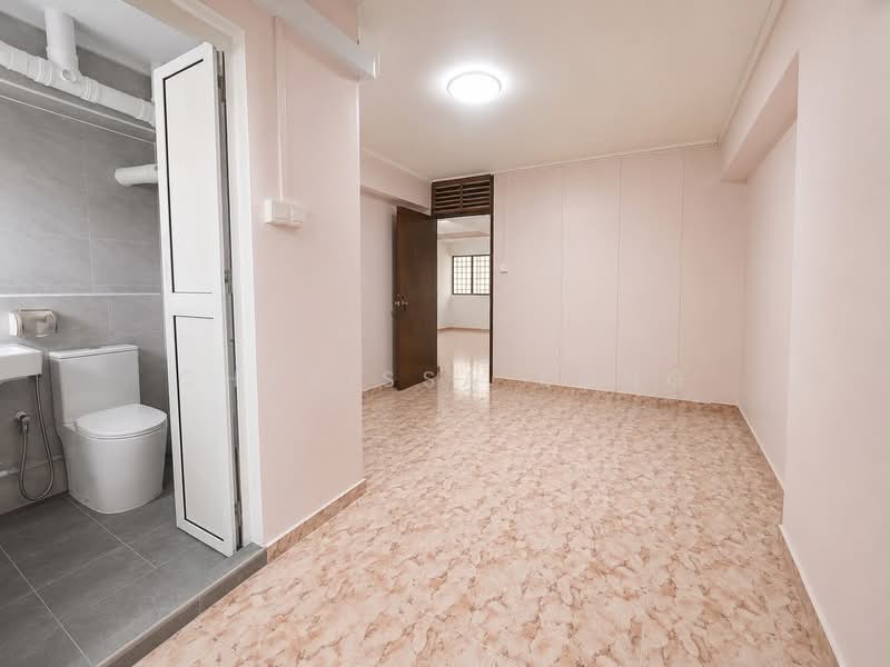 619 Ang Mo Kio Avenue 4, 619 Ang Mo Kio Avenue 4, 3 Bedrooms, 1,163 sqft, HDB Flat For Sale, by Charissa Kong, 500214403 - Bathroom - PropertyGuru.com.sg