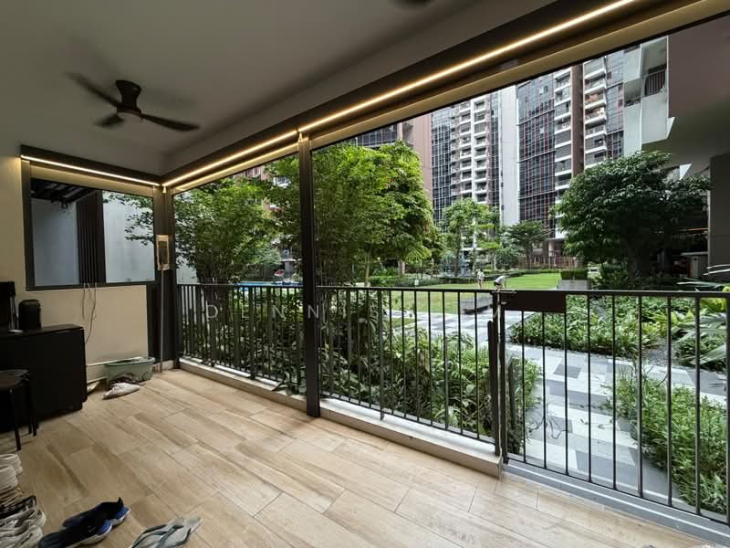 Sims Urban Oasis, 10 Sims Drive, 3 Bedrooms, 958 sqft, Condominium For Sale, by Dennis Lim, 500214405 - Balcony - PropertyGuru.com.sg