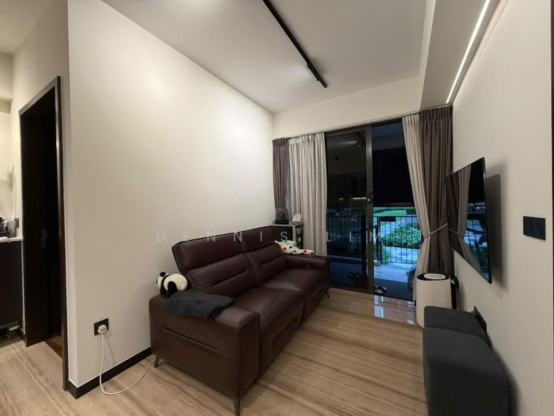Sims Urban Oasis, 10 Sims Drive, 3 Bedrooms, 958 sqft, Condominium For Sale, by Dennis Lim, 500214405 - Living Room - PropertyGuru.com.sg