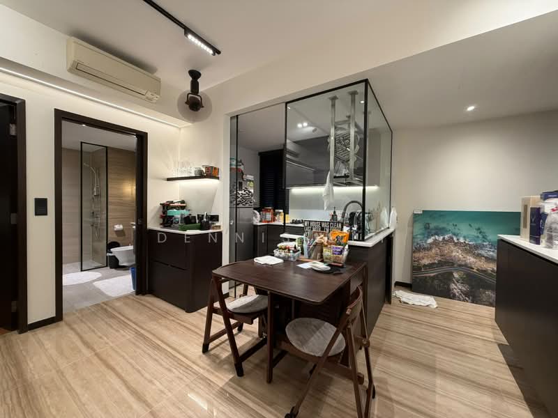 Sims Urban Oasis, 10 Sims Drive, 3 Bedrooms, 958 sqft, Condominium For Sale, by Dennis Lim, 500214405 - Interior - PropertyGuru.com.sg