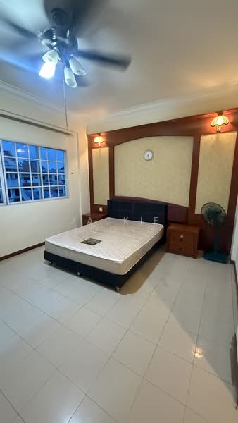 136 Everitt, , Room Rental, 200 sqft, Terraced House For Rent, by Jackie Foong, 500214408 - PropertyGuru.com.sg